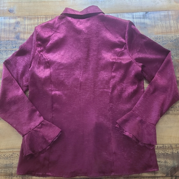 🔥HOST PICK 🟣EMOTIONS blouse for women - Picture 3 of 7